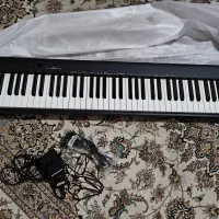 یه دقیقه بیا