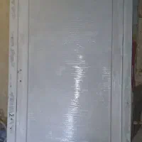 درب پی وی سی