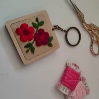 جوراب و اکسسوری گلدوزی شده|لباس|مشهد, ارشاد|دیوار