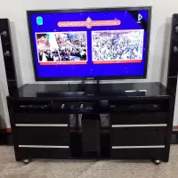 میز تلوزیون شیشه و ام دی اف