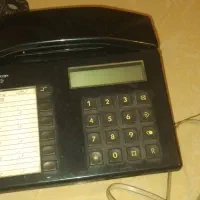 تلفن رو میزی