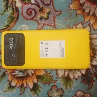 پوکو c40