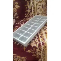 قالب یخ فریزری پلاستیکی