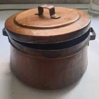 دیگ مسی|ظروف پخت‌وپز|گنبد کاووس, |دیوار