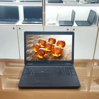 لپتاپ دل i7، دو گیگ گرافیک مجزا، ویندوز اصلی
