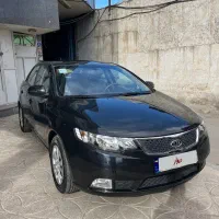 کیا سراتو دنده ای  مشکی مدل ۱۳۹۵ در حد
