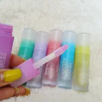 انواع لوازم ارایشی و مراقبت از پوست با تنوع بالا|خدمات آرایشگری و زیبایی|دهق, |دیوار