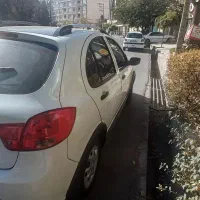 کویک Rs۴۰۲ سفید مشکی فرمان D درحد استسنائی|خودرو سواری و وانت|مشهد, فرهنگیان (شهرک غرب)|دیوار