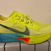 کتونی نایک سایز ۴۳-۴۴ vaporfly