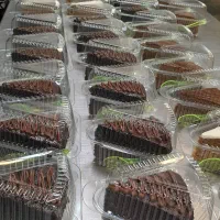 کیک خیس و کیک هویچ اسلایس تکنفره|خوردنی و آشامیدنی|ری, عباسآباد|دیوار