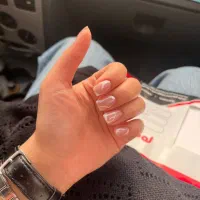 کاشت ناخن|خدمات آرایشگری و زیبایی|رشت, چله خانه|دیوار