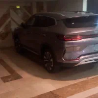 سانگ پلاس BYD با چشم خدا خاکستری