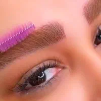 استخدام مژه کار حرفه ای