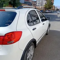 کوییکR/سفید مشکی/بدون کوچکترین ضربه و رنگ/۱۴۰۱|خودرو سواری و وانت|کرمان, |دیوار