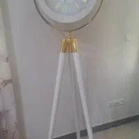 ساعت ایستاده