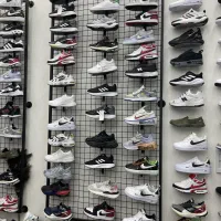 رگال کفش کتونی ویترین|فروشگاه و مغازه|مشهد, انقلاب|دیوار