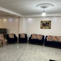 مبلمان ۷نفره در حد نو به همراه دوتا میزبان