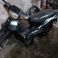 دو عدد موتور سیکلت کیزر