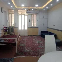 اجاره طبقه همکف ورودی مجزا۱۲۰ متری میدون سرتل