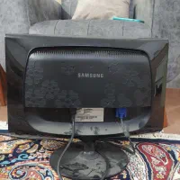 مانیتور سامسونگ ۲۰ اینچ|قطعات و لوازم جانبی رایانه|قم, شهرک فاطمیه|دیوار