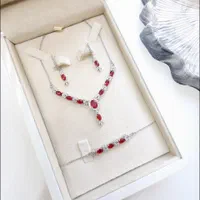 سرویس زنجیری نقره روکش طلا یاقوت کبود کد۶۱|بدلیجات|تهران, آبشار|دیوار