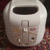 سرخ کن باروغن درحدنونو بشرط قیمت ۵۰۰تومن