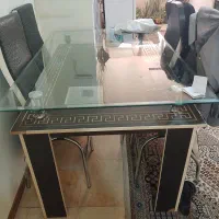 مبل پنج نفره سالم و محکم و میز ناهار خوری چهار نفر|میز و صندلی غذاخوری|تهران, مدائن|دیوار