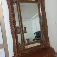 میز وآینه