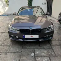 بی ام و ۳۲۰ با سانروف