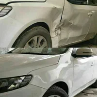 انجام خدمات.صافکاری بدون رنگ دستگاه فوق حرفه ایPDR