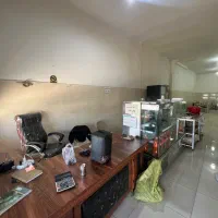 کبابی با تمام وسایل