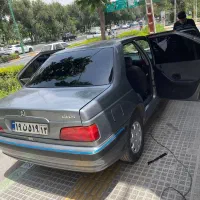 شیشه دودی انواع خودرو ایرانی خارجی (درمحل شما)|خدمات موتور و ماشین|اصفهان, احمدآباد|دیوار