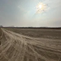 یک هکتار زمین با ۳ساعت اب و..به فروش میرسد