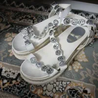 دو عددکفش صندل و مجلسی