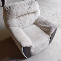 دو عدد مبل یک نفره نرم و راحت