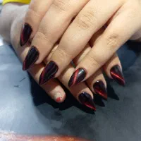 تخفیف کاشت ناخن به مناسبت شب یلدا|خدمات آرایشگری و زیبایی|شیراز, شهرک گلها|دیوار