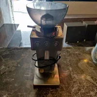 آسیاب قهوه مدل CM9001 کم کار