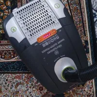 جارو برقی ال جی ۲۴۰۰ وات سالم در حد نو|جاروبرقی، جارو شارژی، بخارشو|نورآباد, |دیوار