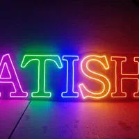 تابلو چلنیوم نیون نئون فلکس حروف برجسته تعمیرات|خدمات پیشه و مهارت|کرج, فاز ۲ مهرشهر|دیوار