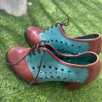 دو جفت کفش در حد نو