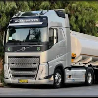 نیازمند پایه یک مدارک کامل برای تریلری کمپرسی صفر