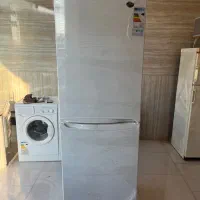 یخچال نیم به نیم