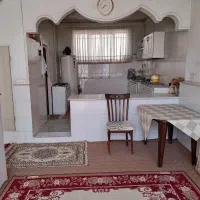 بر خیابان آذر|فروش خانه و ویلا|قم, چهل اختران|دیوار