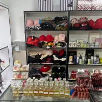 ویترین مغازه به صورت یک جا به فروش میرسد|فروشگاه و مغازه|شهریار, شهریار|دیوار