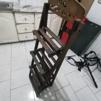 استند گلدان بسیار تمیز در حد نو