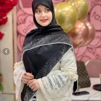 حراج پوشاک  تغیر شغل واجاره مغازه در|اجارهٔ مغازه و غرفه|جیرفت, |دیوار