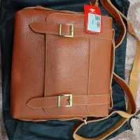 کیف اداری و مدرسه|کیف، کفش، کمربند|ایلام, |دیوار