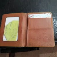 یک کیف همراه با مدارک گم شده