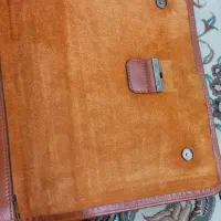 کیف تمام چرم|کیف، کفش، کمربند|پرند, فاز ۶|دیوار