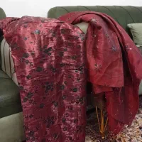 پارچه مجلسی خوش رنگ دوتا قواره  قیمت شیصد تومان